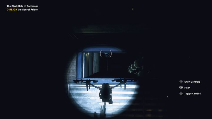 On the right side, at the top, there are blue frames - head towards them - Watch Dogs Legion: The Black Hole of Battersea - walkthrough - Side missions - Watch Dogs Legion Guide